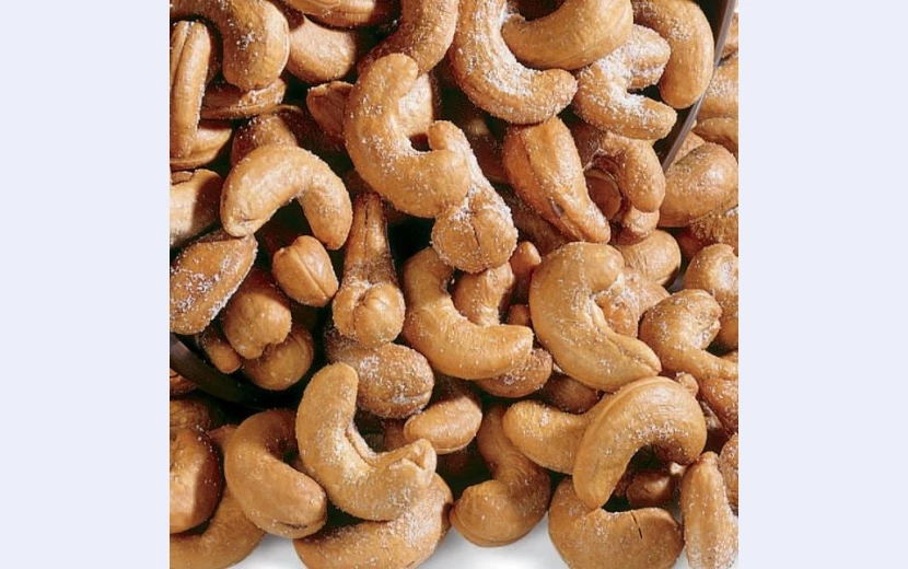 roasted-salted-cashew-nuts